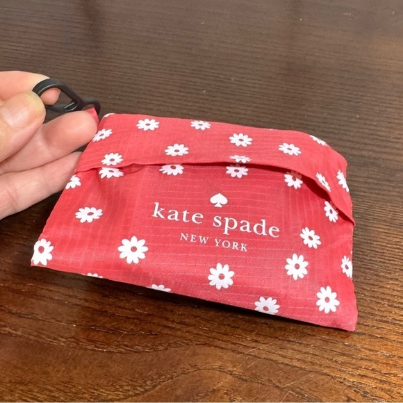 KATE SPADE reusable grocery bag in Red Nylon material - Picture 4 of 11